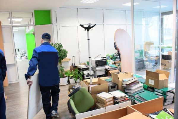 Офисный переезд в Большой Камне от Мастер24 — организация офисного переезда под ключ, цена от 558 руб